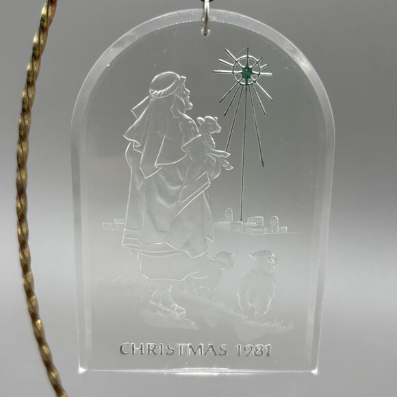 Hallmark Acrylic Christmas Ornament Shepherd Scene Holiday Highlights 1981 - Picture 2 of 7